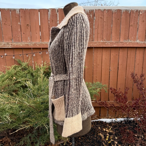 Stunning Rare Vintage 70s Ribbed Knit Tie Waist Cardigan - Picture 4 of 10